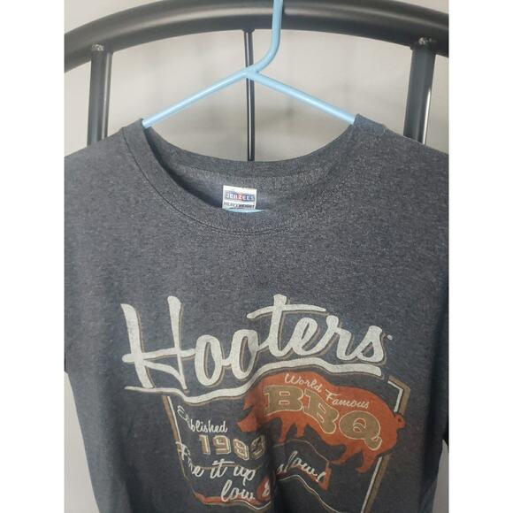 Hooters Classic Jerzees Tshirt Large Gray - Picture 3 of 5